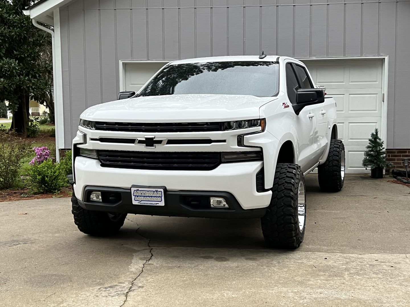 What are Upper Control Arms